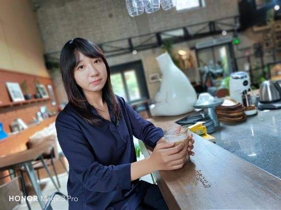 社会养老 大气与质感并存，荣耀Magic3 Pro手机评测体验，值得买吗？