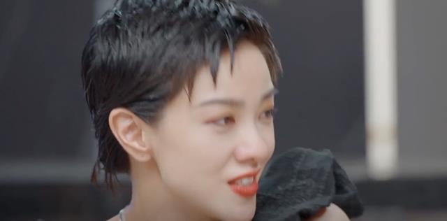 |《再见爱人》章贺结尾草率，郭柯宇哭着解释，只有郭采洁看懂了