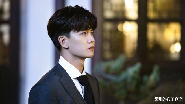 肖战|2021流量小生竞争激烈：肖战逆袭，杨洋任嘉伦陷危机，龚俊成黑马