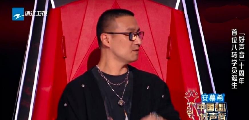 甄嬛传|好声音学员依加加盟华纳音乐，想到了他的导师汪峰