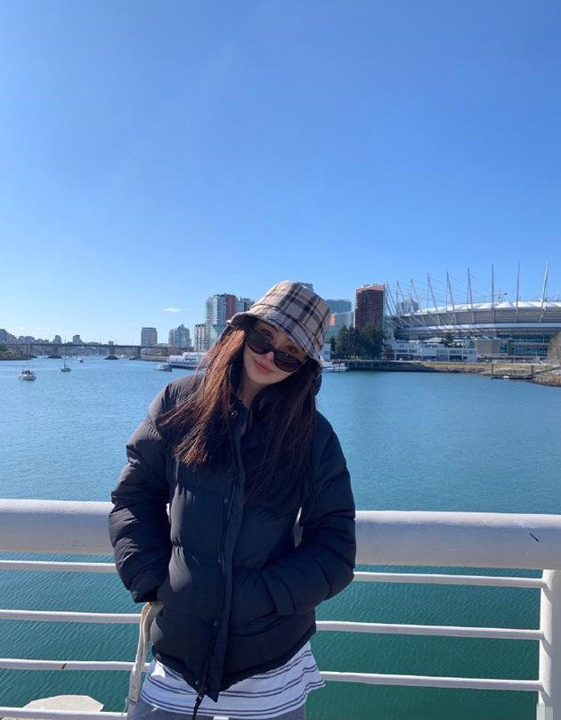 锦鲤祝福 王祖贤1992年在山西五台山的老照片，没有滤镜都好漂亮