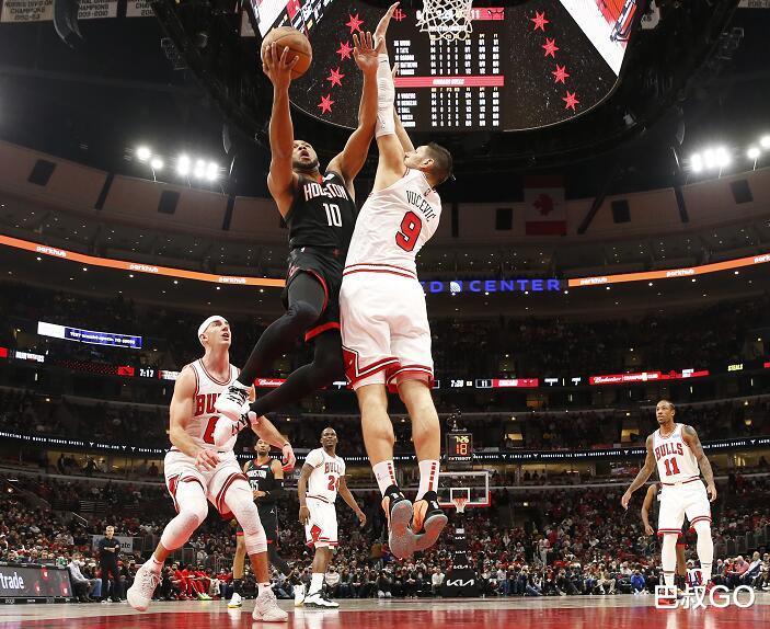 德羅贊|26+6+3！德羅贊暴打火箭，伍德果然狂刷數(shù)據(jù)，圓臉登也藏了一手