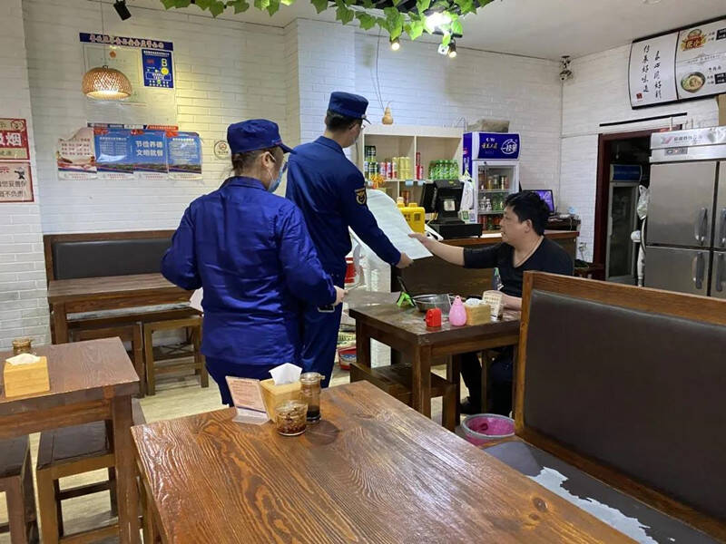 握得莱西 莱西:消防宣传进餐饮,安全防范莫轻心