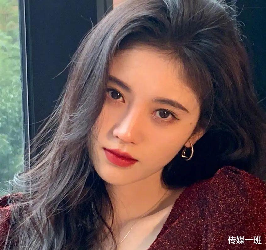 鞠婧祎 明星的硬核减肥: 刘诗诗5年不吃主食，颖儿一天一粒老干妈