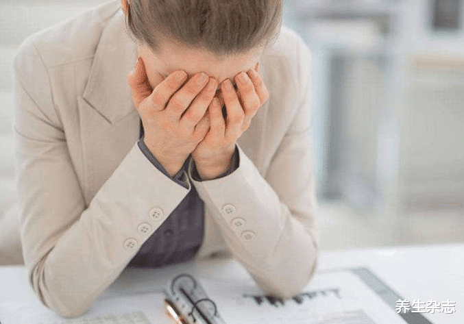 肝脏|1毫克就能致癌？厨房里2种物品，暗藏致癌物，建议你定期更换