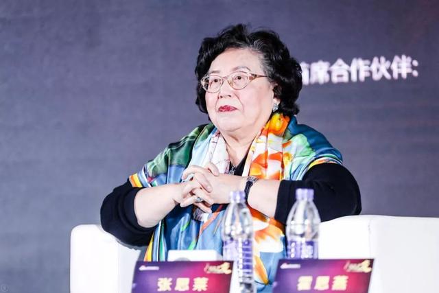 孕妈酱|育儿专家谈育儿:利用好“可怕的两岁”,科学育儿从娃2岁开始