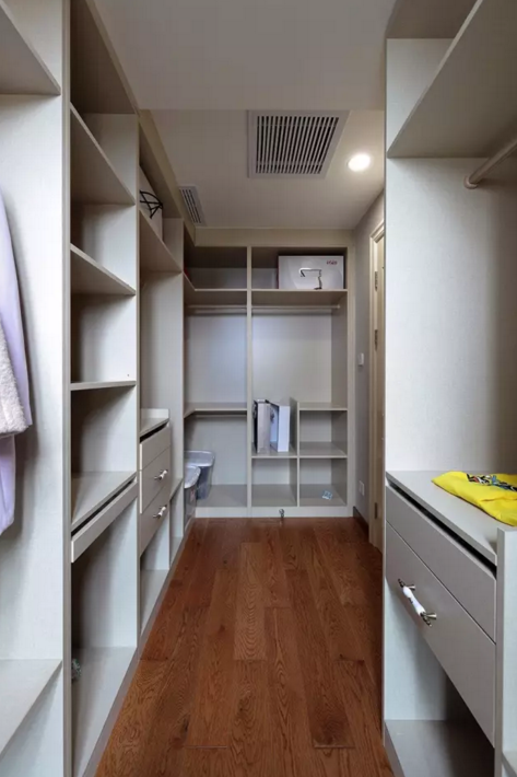 买下顶楼复式，完工轻奢大气，打扫干净太美了，晒晒