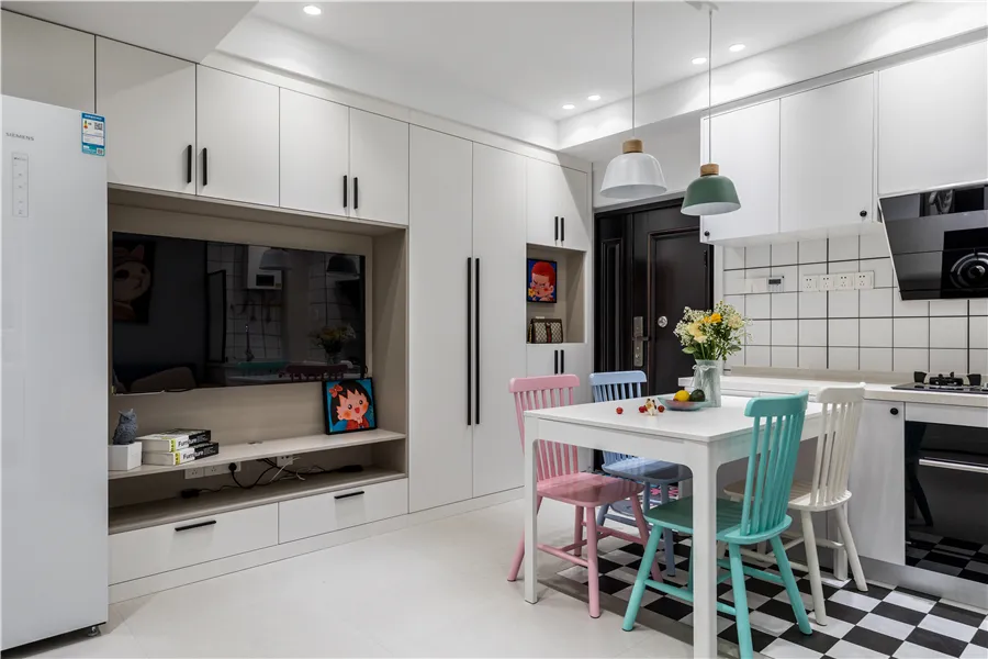 80㎡两室暗厨暗卫暗厅,打造童心之家