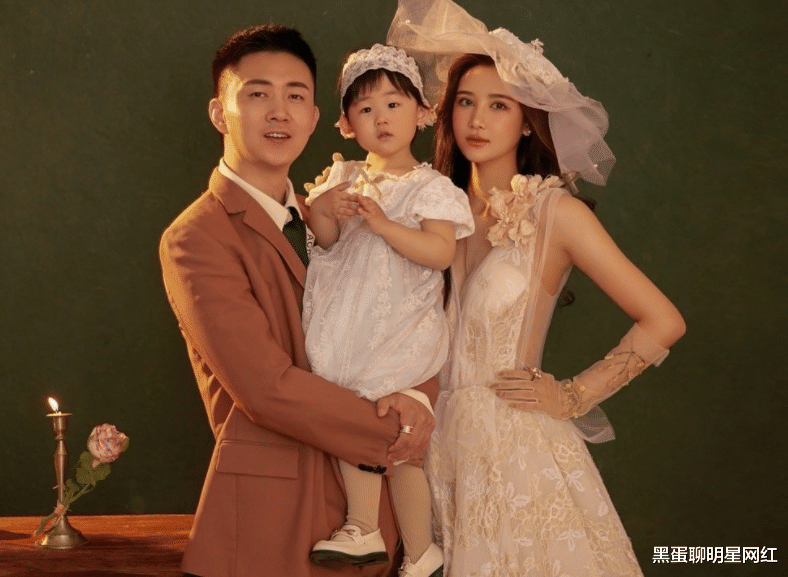 李沁|网红浩南直播吐槽，直言自己内心保守，无法接受老婆与二子爷绯闻