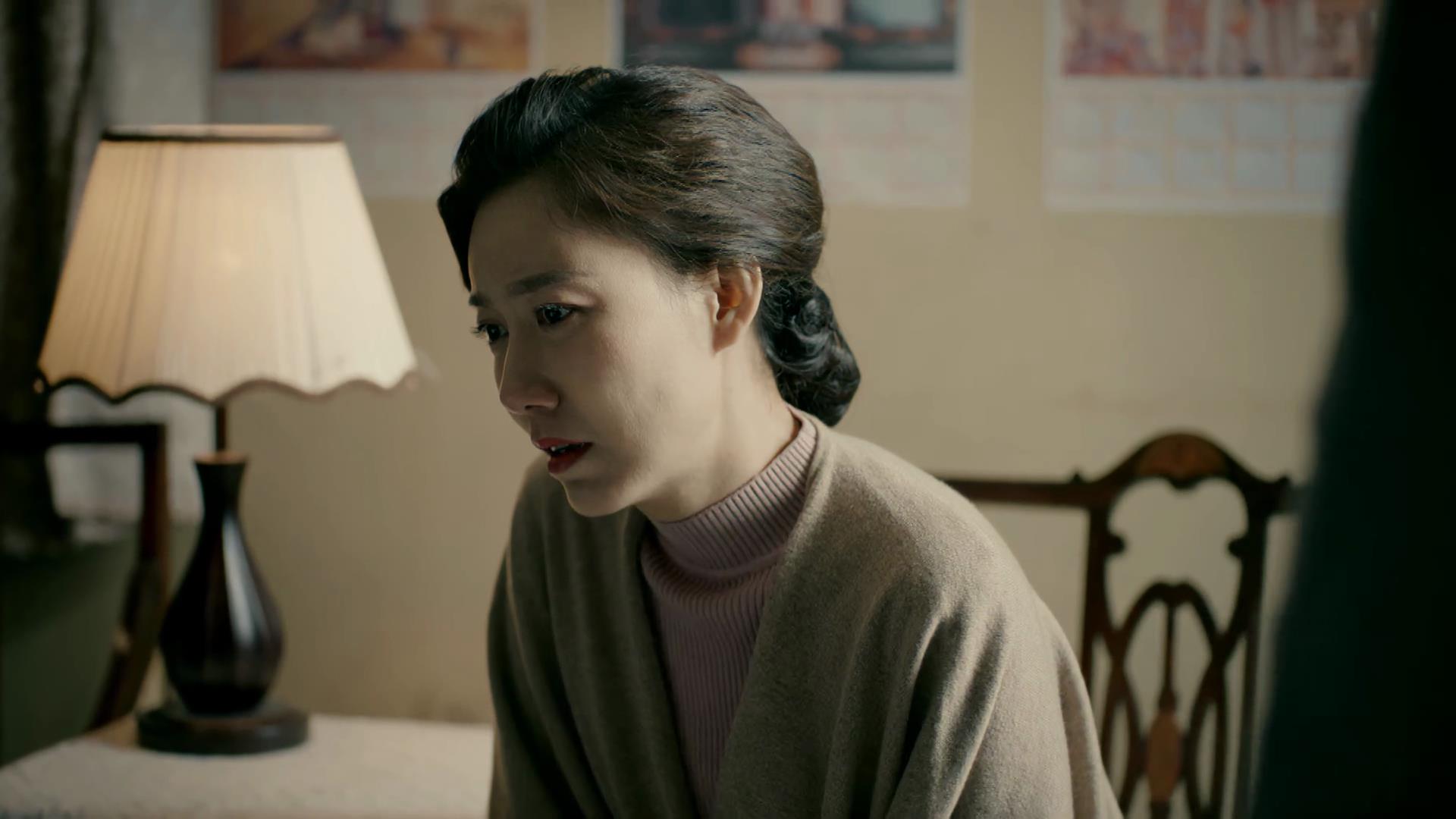 霞光|《霞光》：寡妇刘曼丽被害，比起其他特务，杨欢更让人厌恶