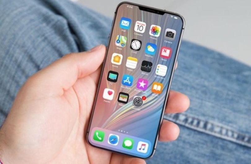 液晶显示器|目前最值得买的两款iPhone，一个是LCD的情怀，一个性价比贼高