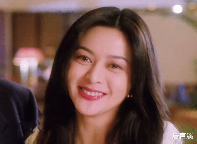 关之琳|持靓行凶关之琳，38年爱上六位富豪，和向华强缘分被一杯咖啡终结