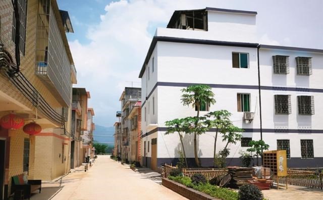 宅基地|宅基地“新规”出台，面积超出标准线要收费？农民朋友需留意