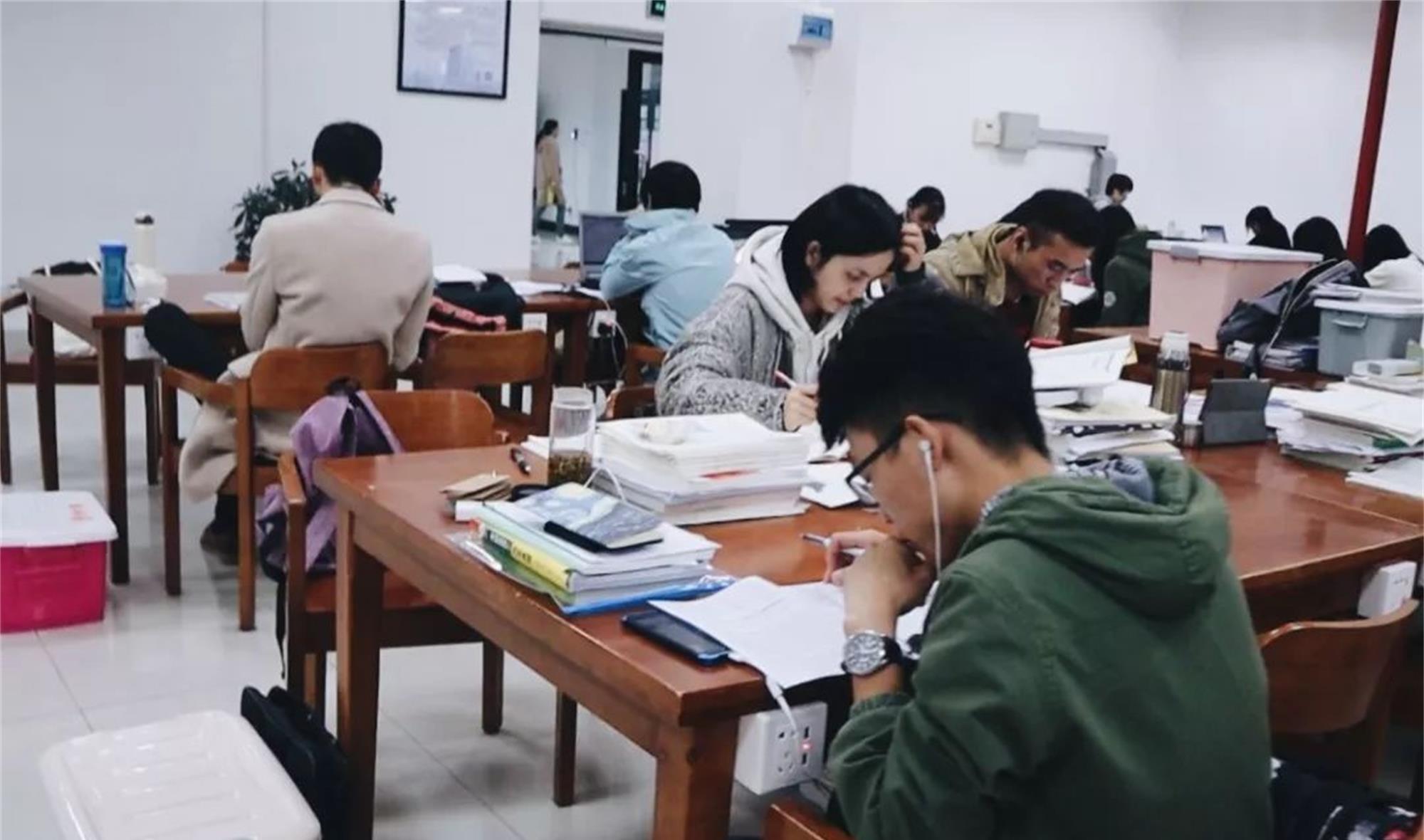 欧问凝|22年考研党有福了,研考出现“新风向”,影响堪比“大地震”