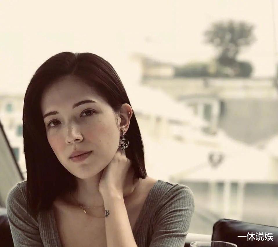 古力娜扎|邱泽闪婚是浪子回头么？蓝心湄为两人证婚，阮经天和张钧甯送祝福