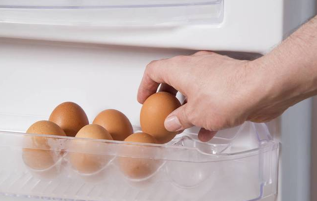 鸡蛋|夫妻二人暴瘦，双双查出胃癌，医生怒斥：这种“鸡蛋”怎能天天吃