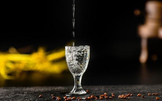 雪茆沛珊 山东好喝的10大白酒，看看有没有你爱喝的，你认为哪款最好喝