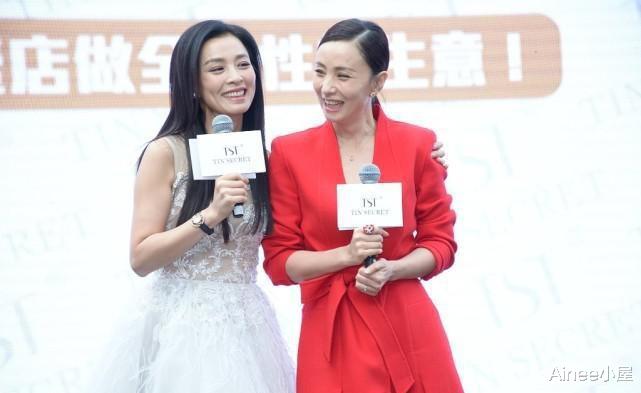 Ainee小屋|陶虹赢得漂亮，一身红色大衣裙显高级气场，把张庭衬成“路人甲”
