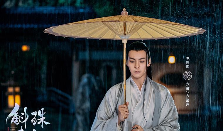 杨幂|杨幂携一古装大女主剧来袭，女扮男装惊艳四座，搭档85后全能偶像