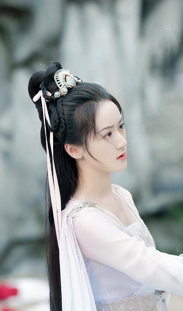 褚璇玑|《琉璃》褚璇玑十生十世服饰造型，好多都是昙花一现，却惊艳无比