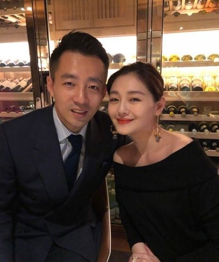 汪小菲|大S回应后，汪小菲恼羞成怒喷前妻？称十年婚姻是相互的，还语带威胁