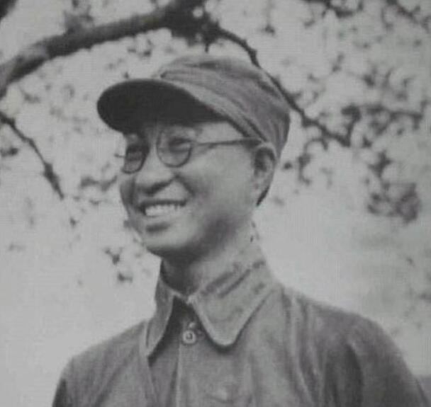 |一个普通士兵想要当上团长有多难？