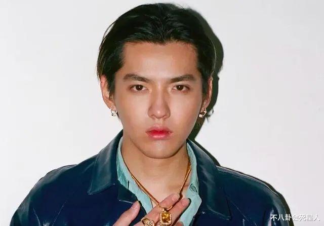 吴亦凡|又一受害者求正义！7年前锤吴亦凡床照，被骂退圈，姥姥被气离世