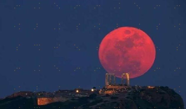 血月又临世间，持续时间580年来最长，血月是如何形成的？