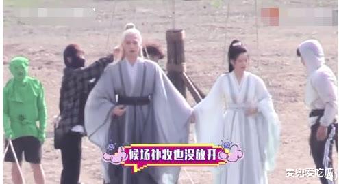 杨洋|赵露思杨洋被爆恋爱？女方为杨洋定制蛋糕，两人曾多次传出绯闻