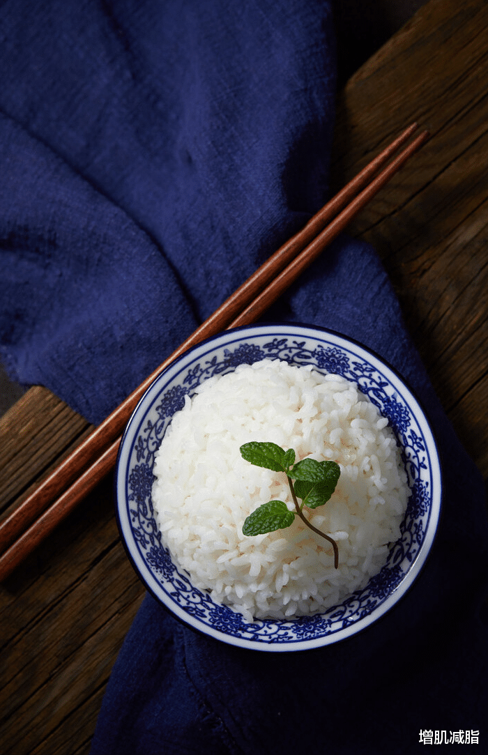 碳水化合物 200斤女孩靠生酮饮食法,减了70斤!小编:不建议这么吃!