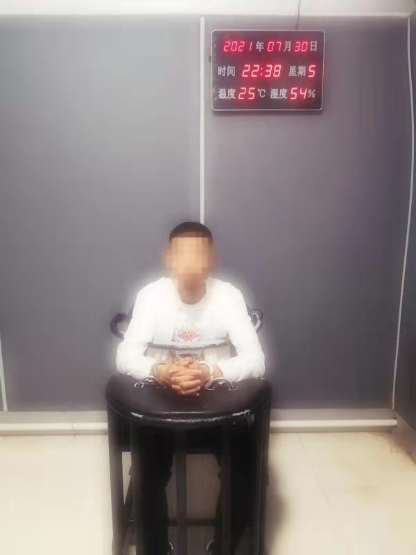 安顺 男子光天化日下抢劫女司机 石家庄藁城公安鏖战8昼夜将其擒获