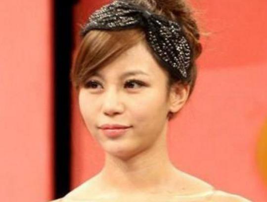 娱乐圈|“宁在宝马车哭，也不坐单车笑”，10年前的马诺，如今活成这样