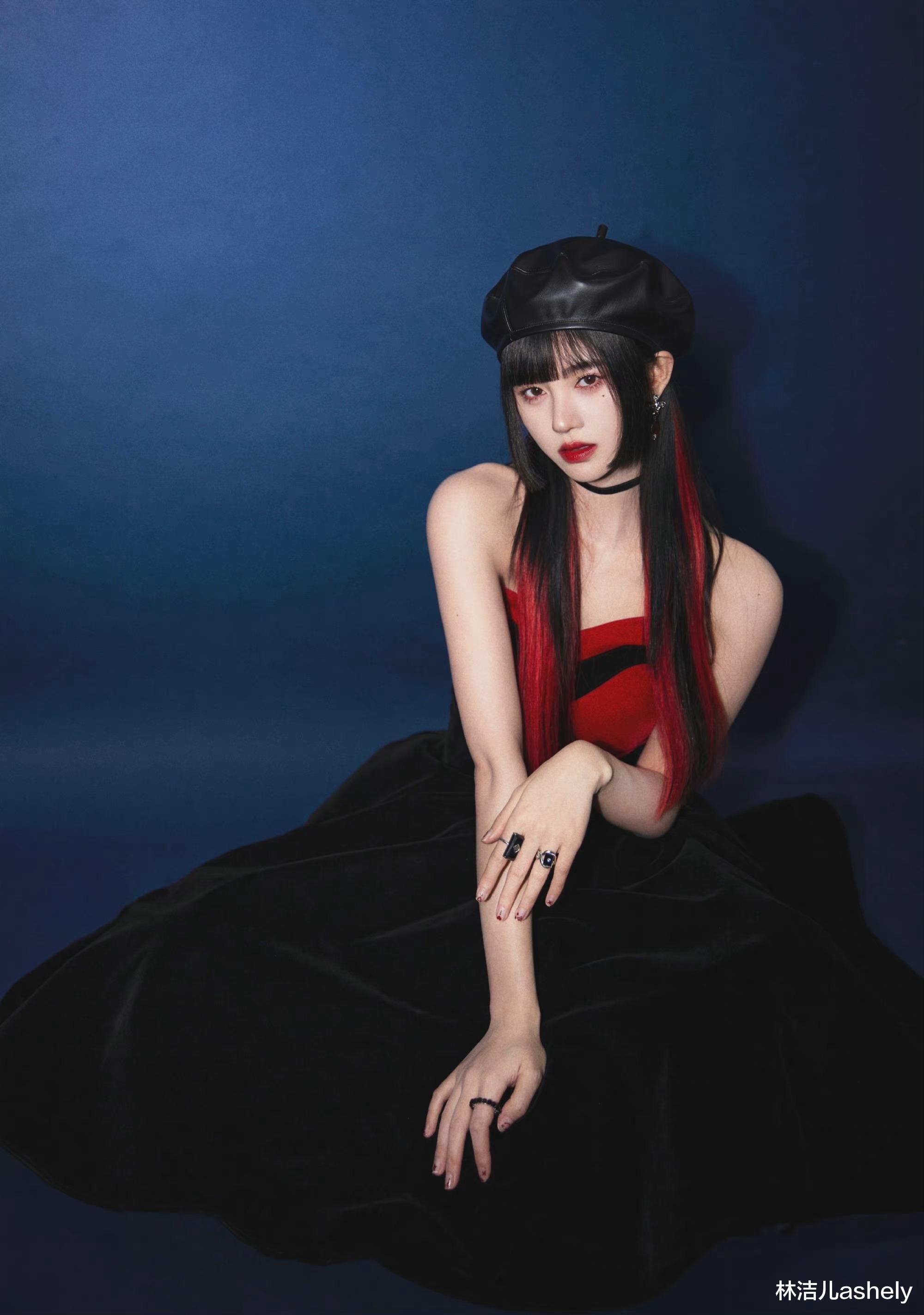 鞠婧祎|鞠婧祎又换风格，齐刘海+公主切变身“漫撕脸”，换刘海如换脸啊