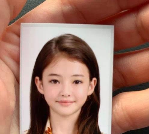 女孩|这就是YG提前预定的小公主？越长大越没有小时候的凌厉和魅力了