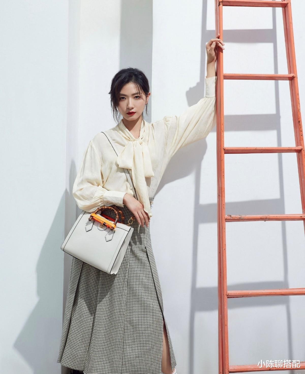 穿衣搭配|服装无年龄限制，如何像中年女星一样穿出年轻感？跟着浪姐们学习