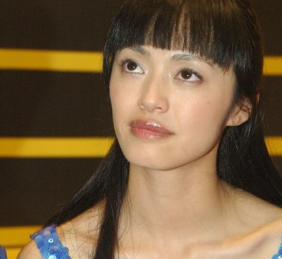 姚晨|假出轨真离婚，姚晨和凌潇肃长达10年的纠葛，到底有完没完？