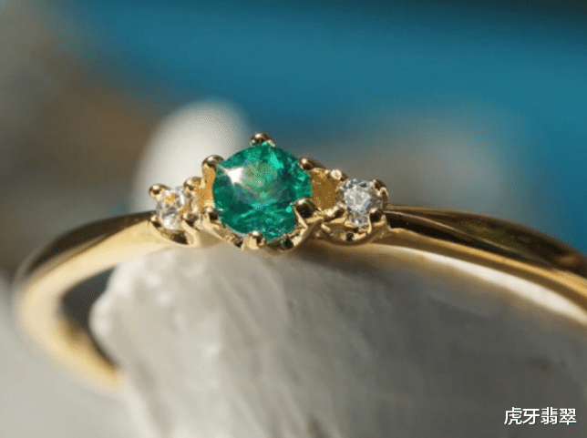 虎牙翡翠 拥有着祖母绿一般强大力量的凯瑟琳，最终成功推动政变夺得皇权！