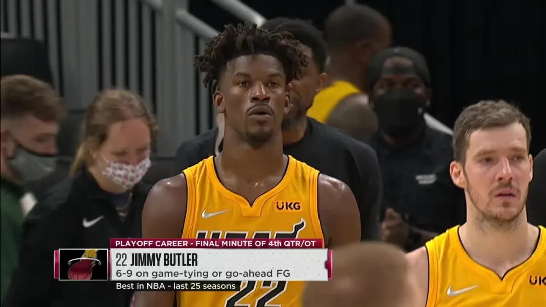 籃網(wǎng)隊(duì)|三巨頭爆砍82分！兩位老大狂打35鐵，隊(duì)友今天是真帶不動(dòng)啊！