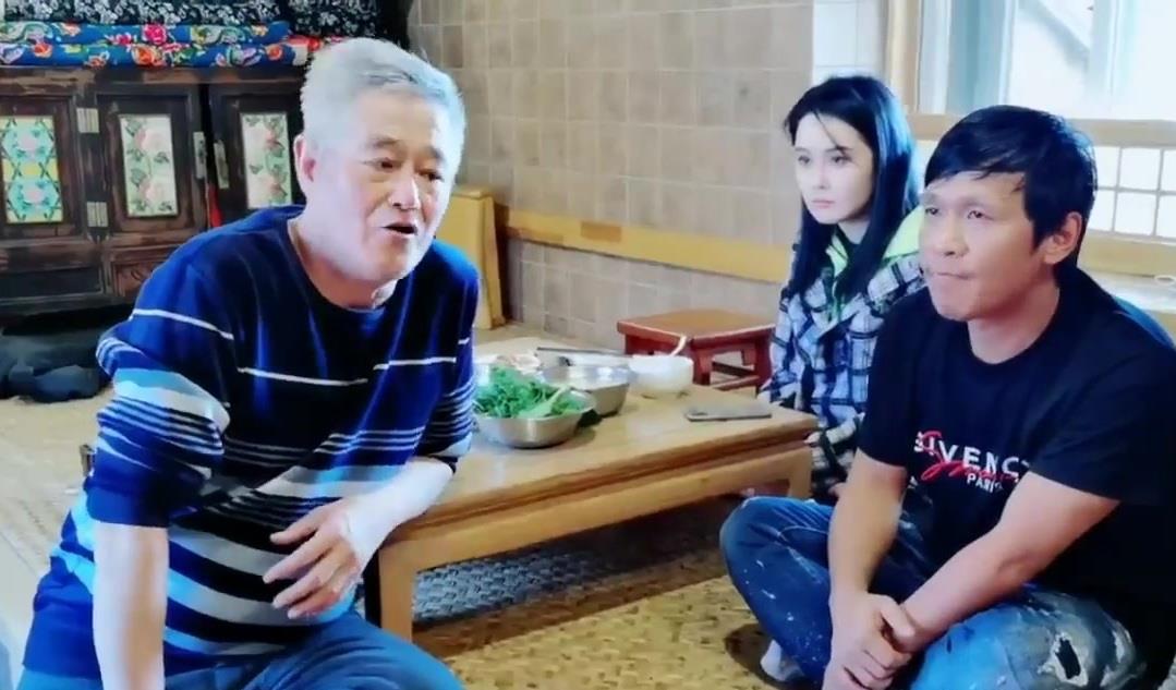 黄渤|用脸“欺骗”观众的7位男星,不但不傻,还个个是狠人