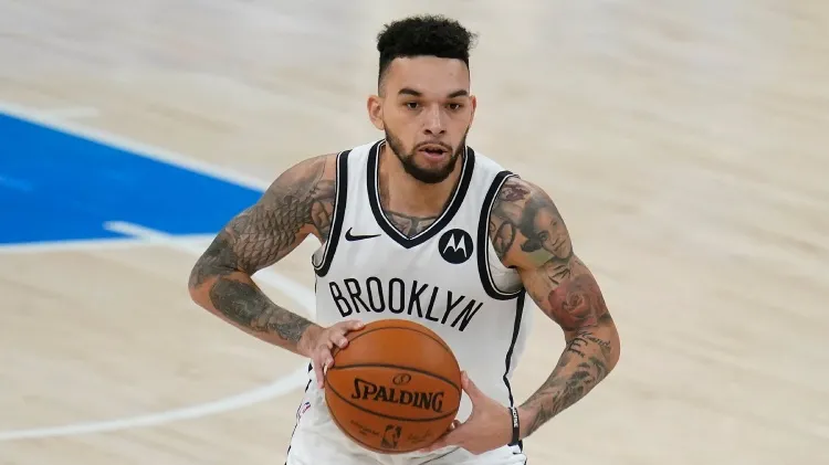 篮网队|掌骨骨折！篮网后卫赛季报销！太难了吧