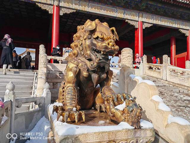 华为P50拍照画质如何?雪后故宫实拍,骁龙888搭配新主摄依然给力