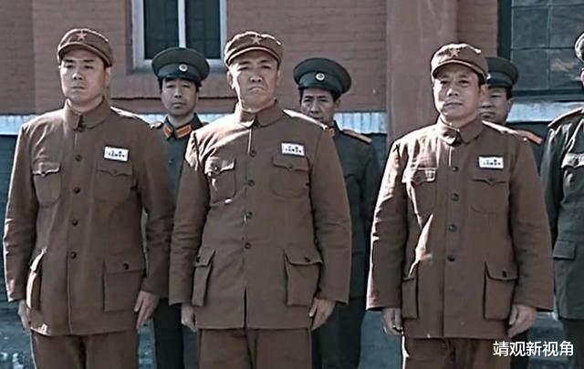 亮剑|《亮剑》中的铁三角不满军衔，被刘帅怒批，他们评少将真的低了吗