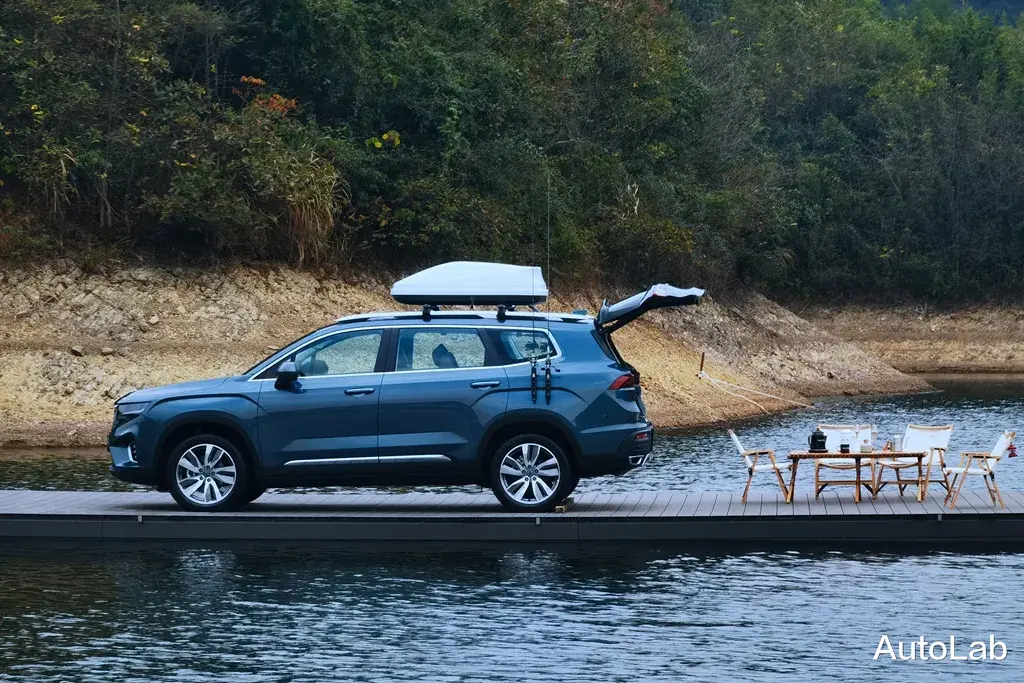 吉利|吉利改款钓鱼SUV上市，买新款还是选旧款有很大讲究