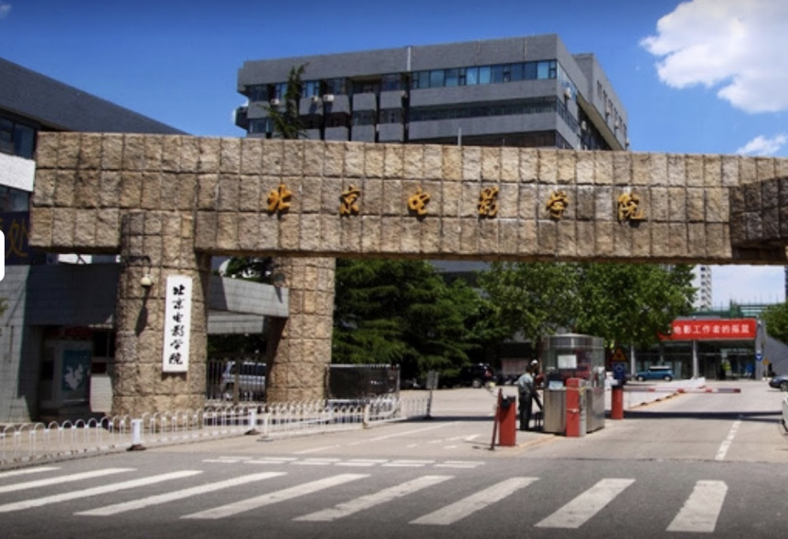 左小青|左小青：带着爱嫁大20岁老公，终究没走到最后，让女儿受到伤害