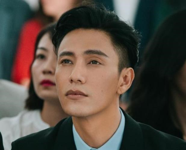 陈坤|陈坤隐藏18年，周迅公开承认与陈尊佑的关系，看黄奕前夫咋说的？