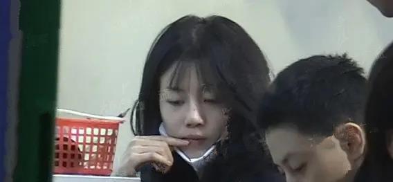 奶球妈咪聊|网红皇甫圣华转当演员，扮男性造型惊艳，与郭碧婷李溪芮关系亲密