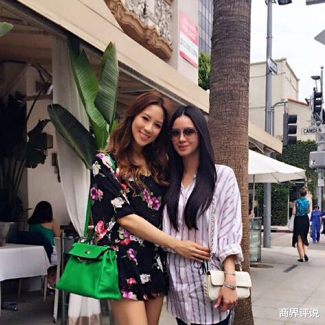 林建岳|郭晶晶大婚时,李嘉诚没开席就走,她结婚李嘉诚却带李泽钜去祝贺