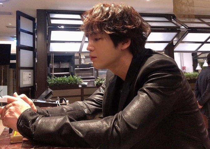 素菜|花美男张根硕瘦身成功，不再圆润肉嘟嘟，重回颜值巅峰