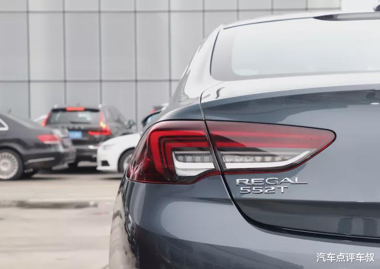  合资运动范B级车对撞：别克君威VS日产天籁