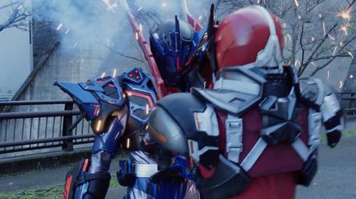 舜网 假面骑士：东大妈又玩穿帮，看了3遍才看清，皮套尴尬自动修复